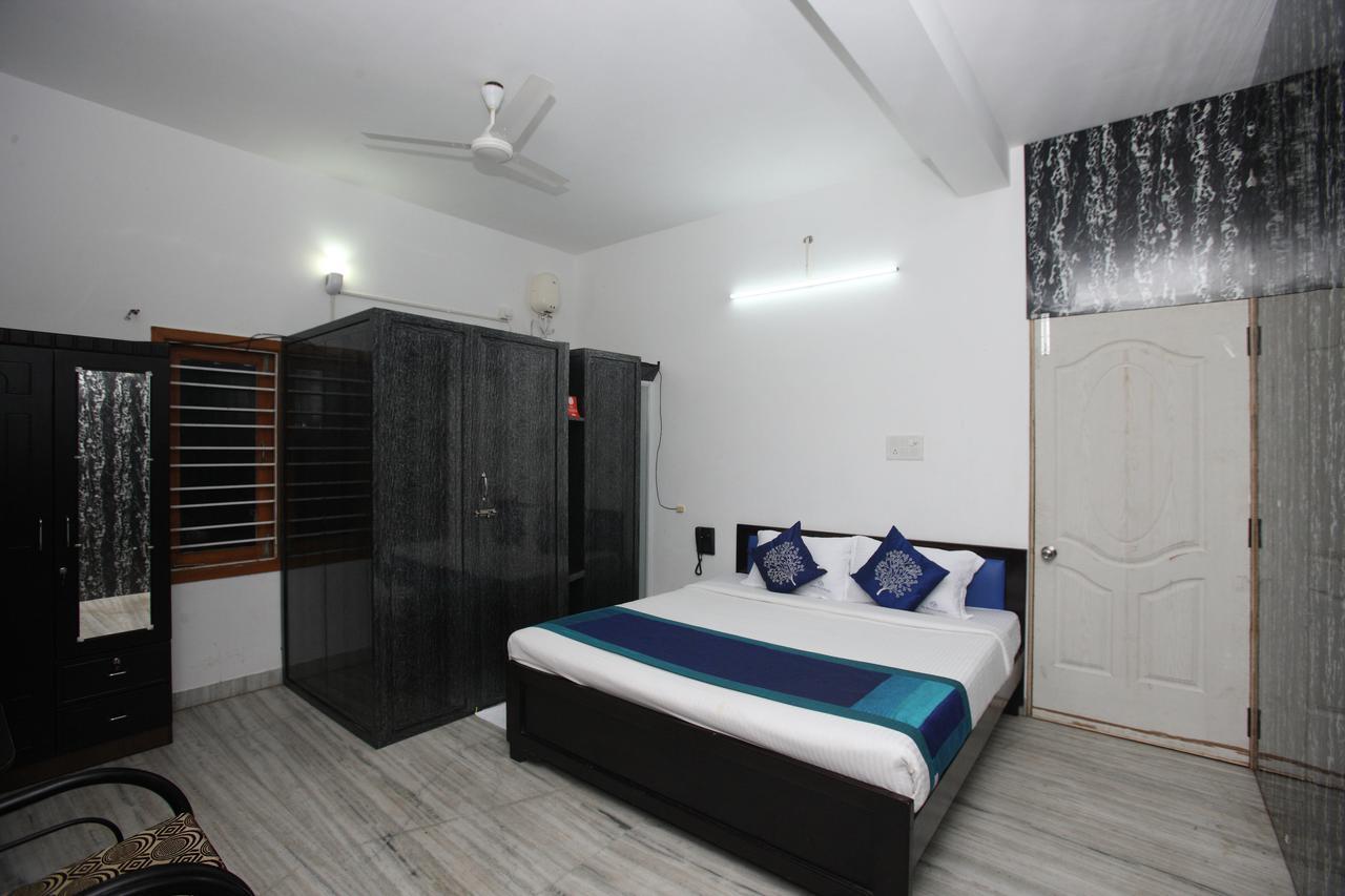 Oyo 935 Hotel Palkhee Mumbai Kültér fotó