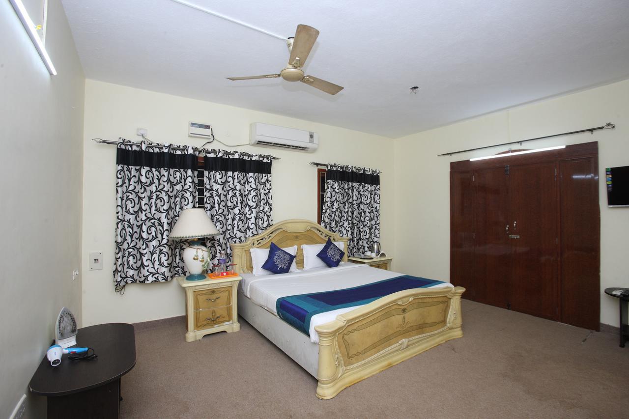 Oyo 935 Hotel Palkhee Mumbai Kültér fotó